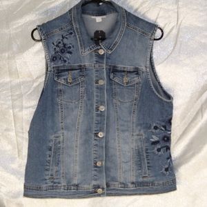 Sleeveless Jean Jacket